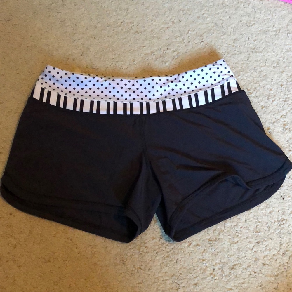 Size lululemon short